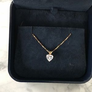 Heart shape Swarovski crystal necklace.